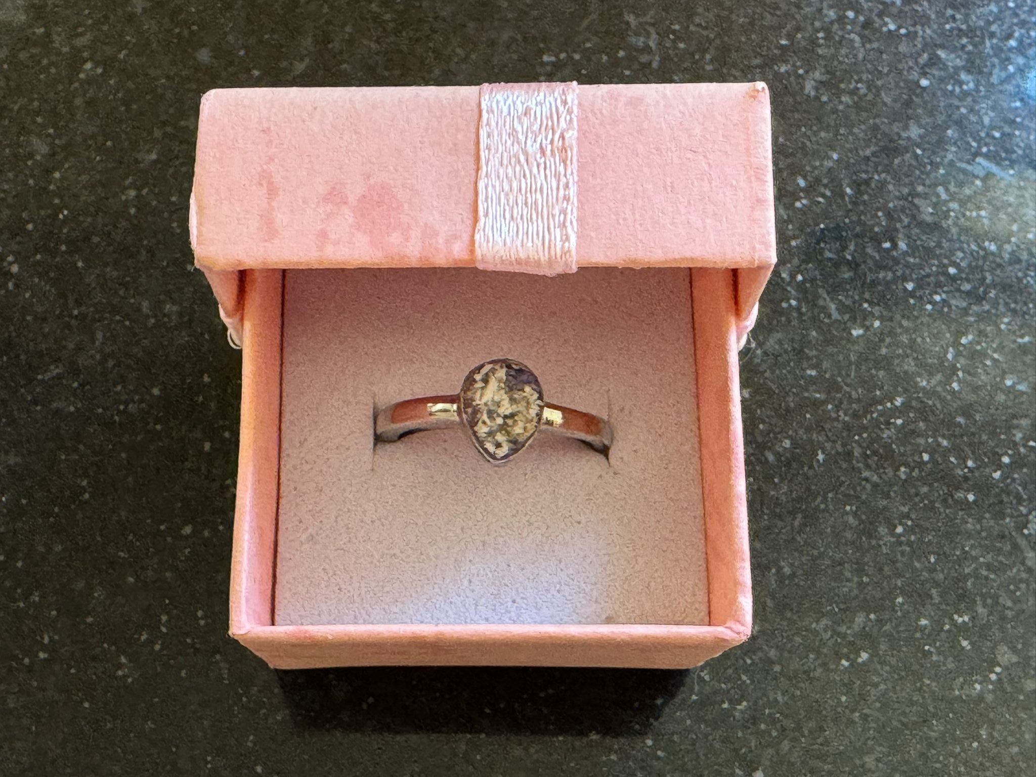 Memorial ring in a presentation box